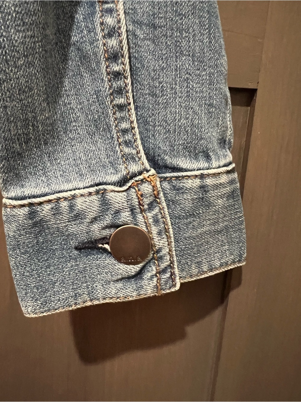 a.n.a. Classic Puff-Shoulder Denim Jacket in Blue NWT (size s) - Picture 6 of 9